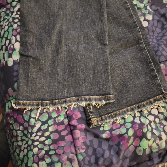 Maurices Everflex Slim Boot jeans - Picture 7 of 7